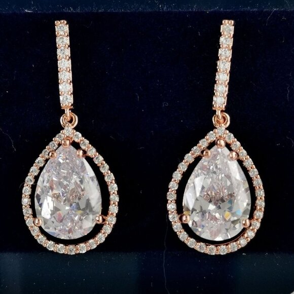 NWT Rose Gold teardrop shaped cz earrings - Picture 6 of 7